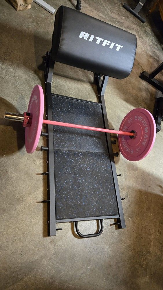 Hip Thrust Machine (For Glutes)