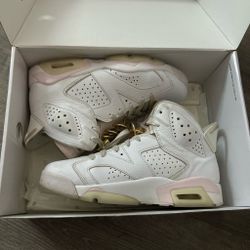 Jordan 6 woman size 9