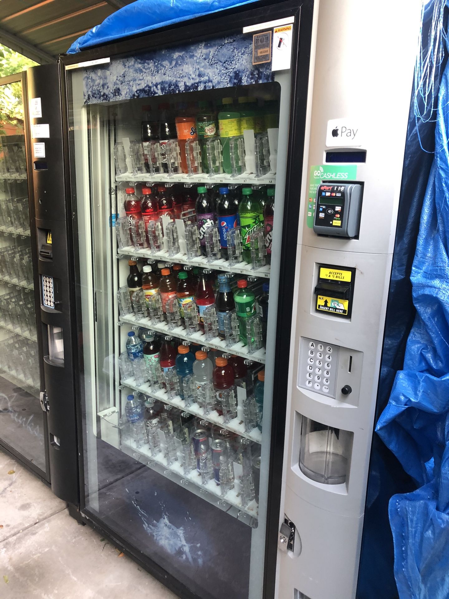 Vending Machines Glass Front SodaMachine credit card ready then Max free delivery I have three left they will go fast I am not looking for a w Ballers