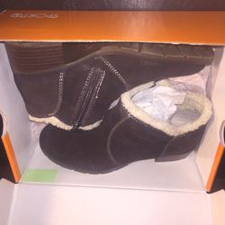 Women’s sportco chocolate brown color ankle boots