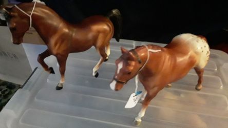2 Big Horses Vintage 