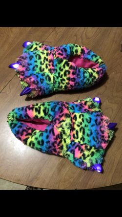 New Kids Monster Rainbow 🌈 Light Up Toes Slippers