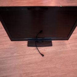 32” Insignia TV