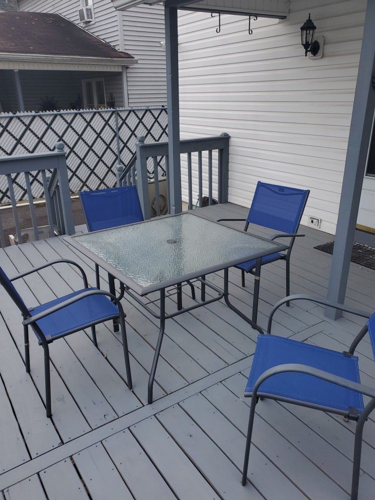 Glass Patio Table and 4 chairs