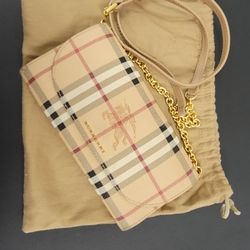 Burberry Hanley Wallet On Chain