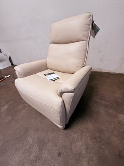 Brand New Sanders Leather Power Recliner with Power Headrest