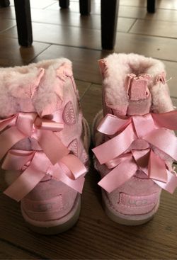 Size 10 kids uggs