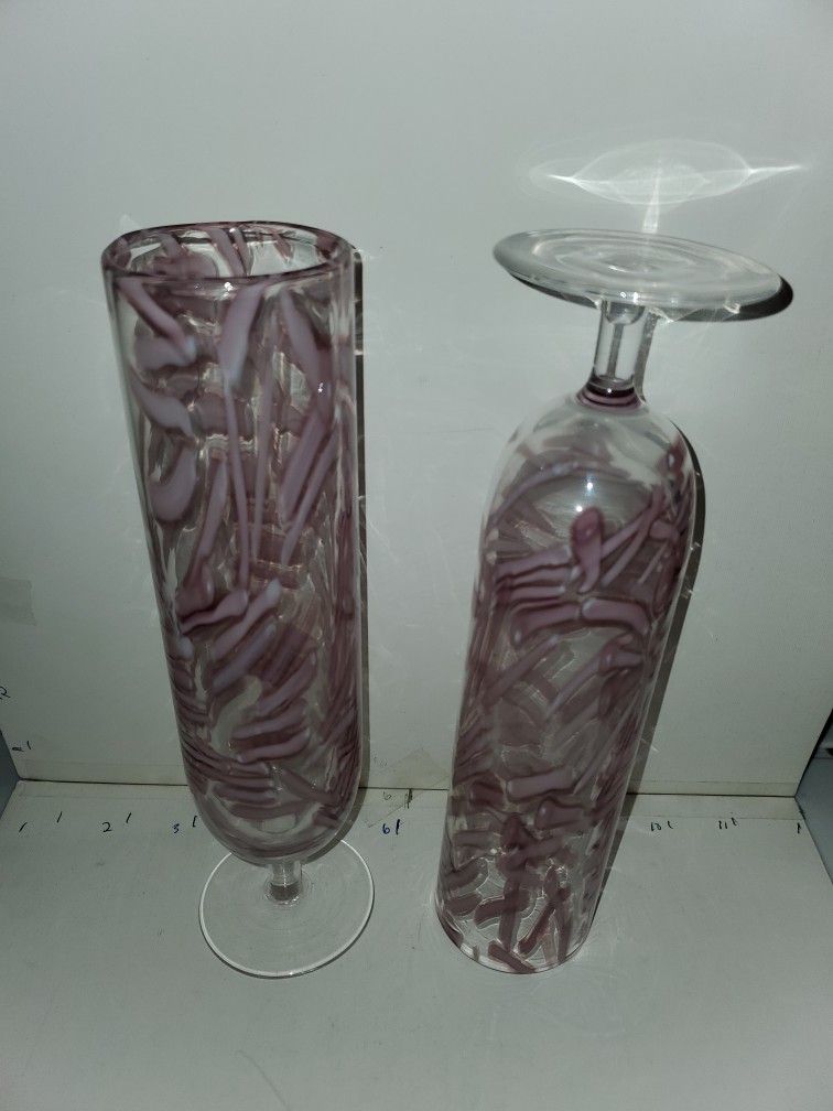 Morano Style pink confetti flutes