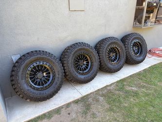 17” INCH LOCK OFF ROAD GRIT MATTE BLACK OFF ROAD WHEELS/RIMS WITH 35” INCH TBB OFFROAD M/T TIRES