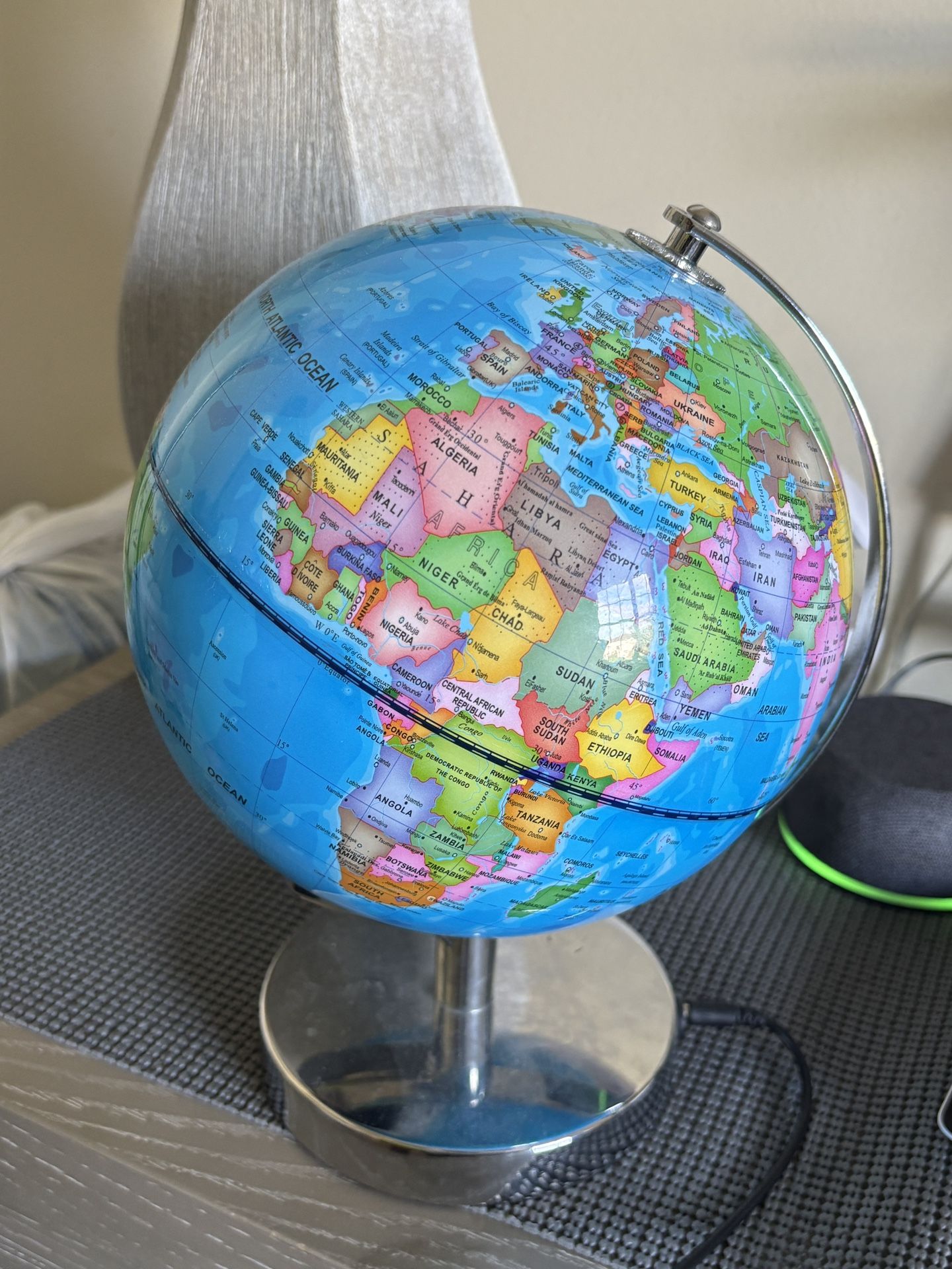 World Globe Lamp