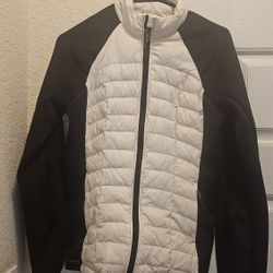 Woman's 32 Degree Jacket Down filled center waterproof SMALL Side Zip Pockets