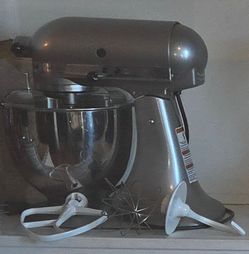 Kitchen Aid stand mixer stainless