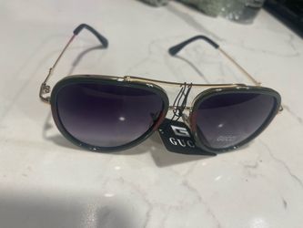 New sunglasses asking $100!!obo