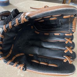 Baseball Glove 
