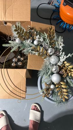 Holiday wreaths