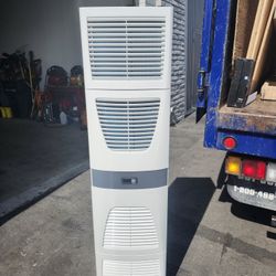 TopTherm wall-mounted cooling unit Blue e 0.3 - 4 kW