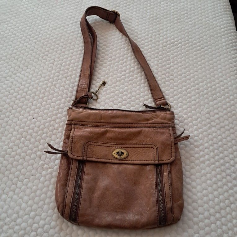 VINTAGE FOSSIL LEATHER Crossbody