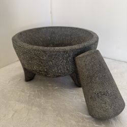 Molcajete 7 1/2” round by 4 1/2” tall