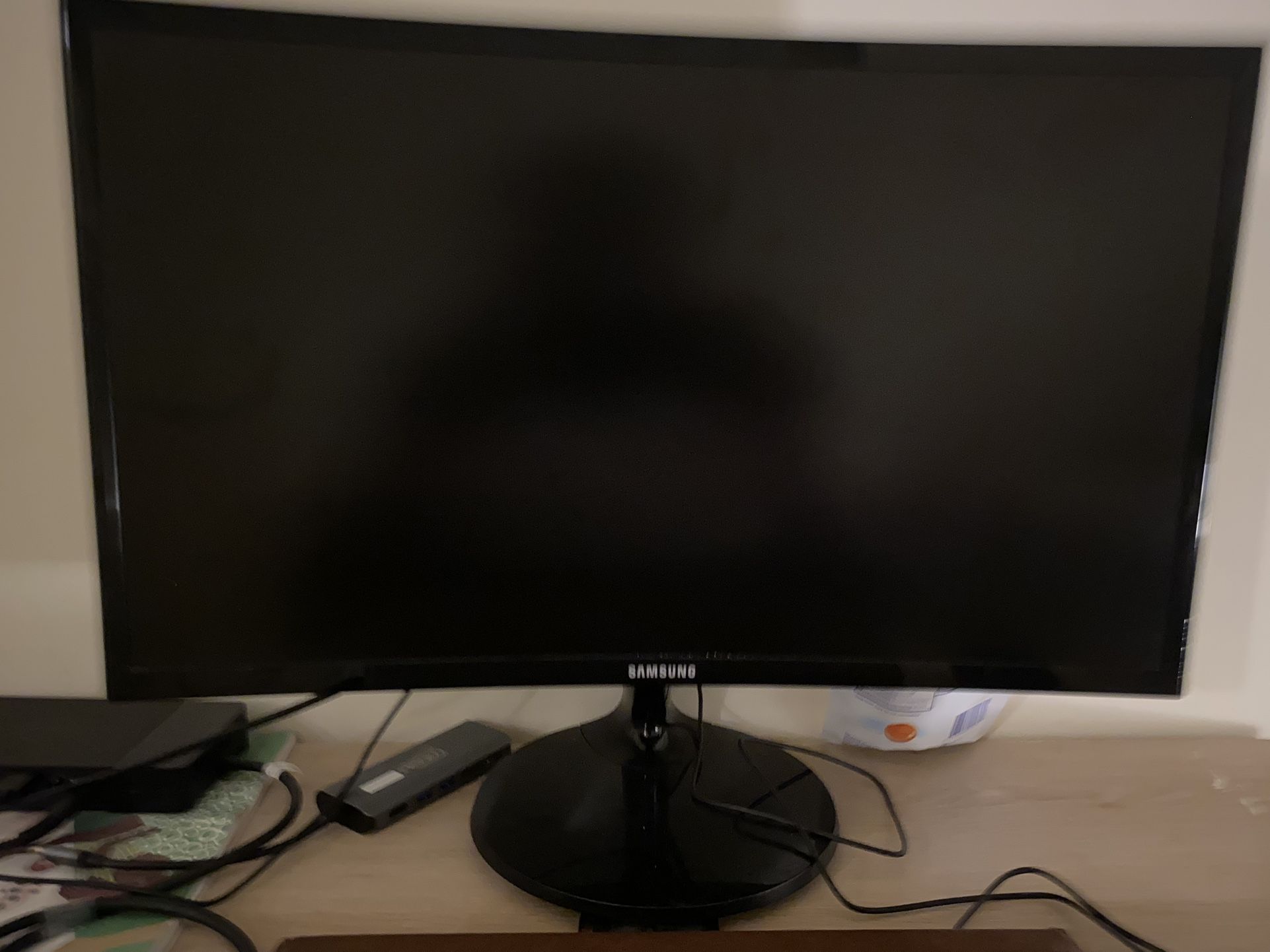 Samsung 24” Curved Monitor