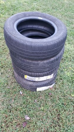 Car Tire (P185/65R14)