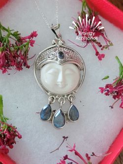 Sterling Silver 925 Necklace with a vintage Godness Face pendant and Labradorite stones.