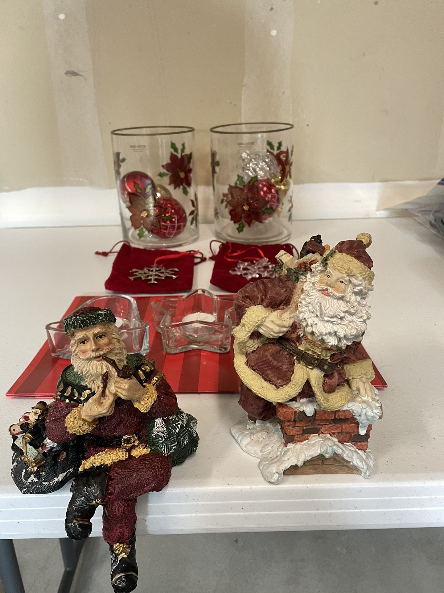 Various Christmas Decor