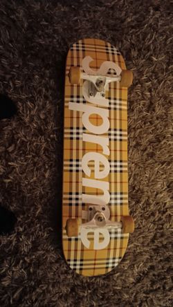 Burberry Supreme Skateboard