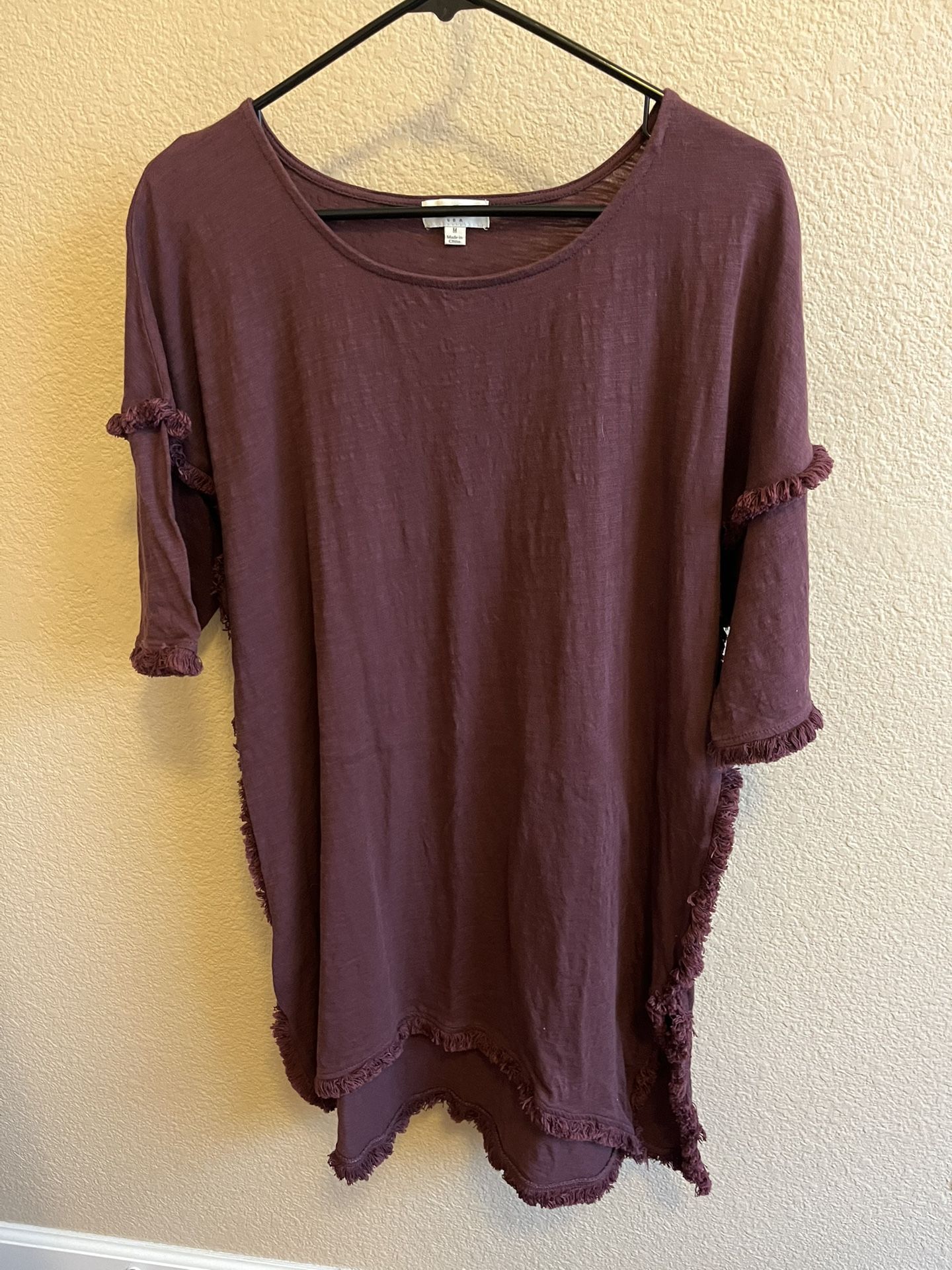 Women’s Burgundy Top