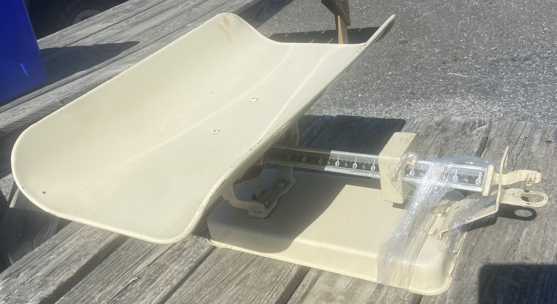 Old Grocery Scale