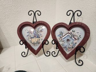 Pair of heart frame birds