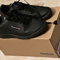 Womens Reebok Shoes 