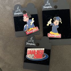 Disneyland 2000 Grad Night/Mickey & Minnie Graduates Set