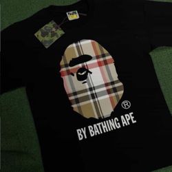 Burrberry Bape Tshirt S,M,L