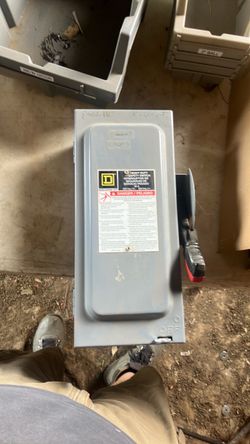 Heavy duty safety switch