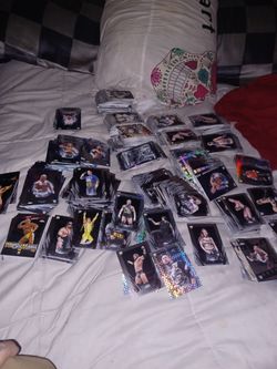 100s of WWE cards