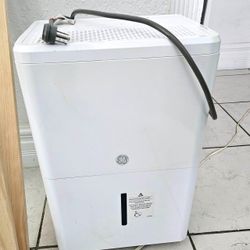 GE Dehumidifier ADHL22LA – Excellent Condition!