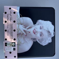 Marilyn Monroe Tin Can W/ Bath Wash And Lotion 