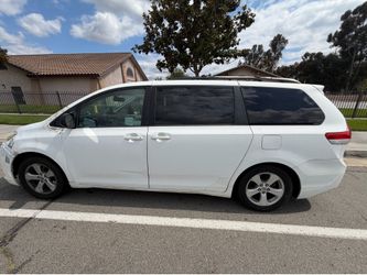 2011 Toyota Sienna