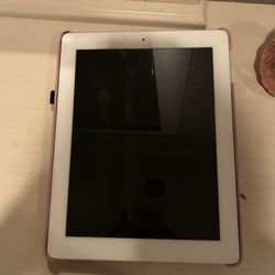 Apple iPad 4th Generation (9.7”) – Great Condition