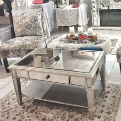 Mirror Table 