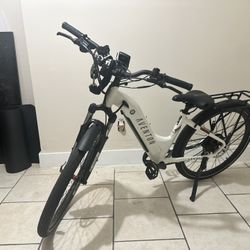 Aventon Lvl 2 Step Through (100 Miles Ridden)