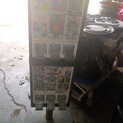 Temporary tattoos vending machine