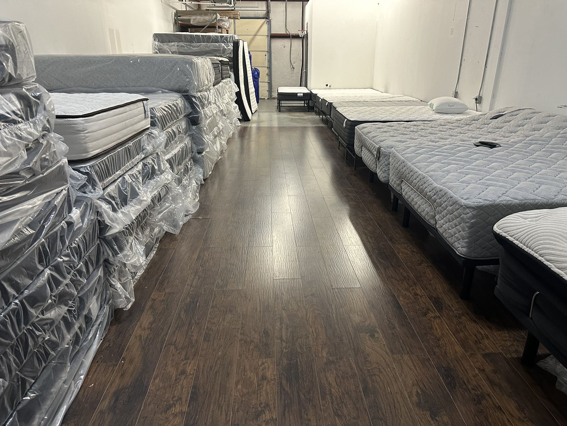 Queen Mattress Blow Out Event Happening Today!