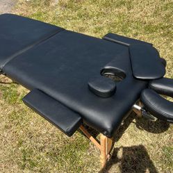 Lash Bed / Massage Table - Etc- Serious Inquiry’s Only Please