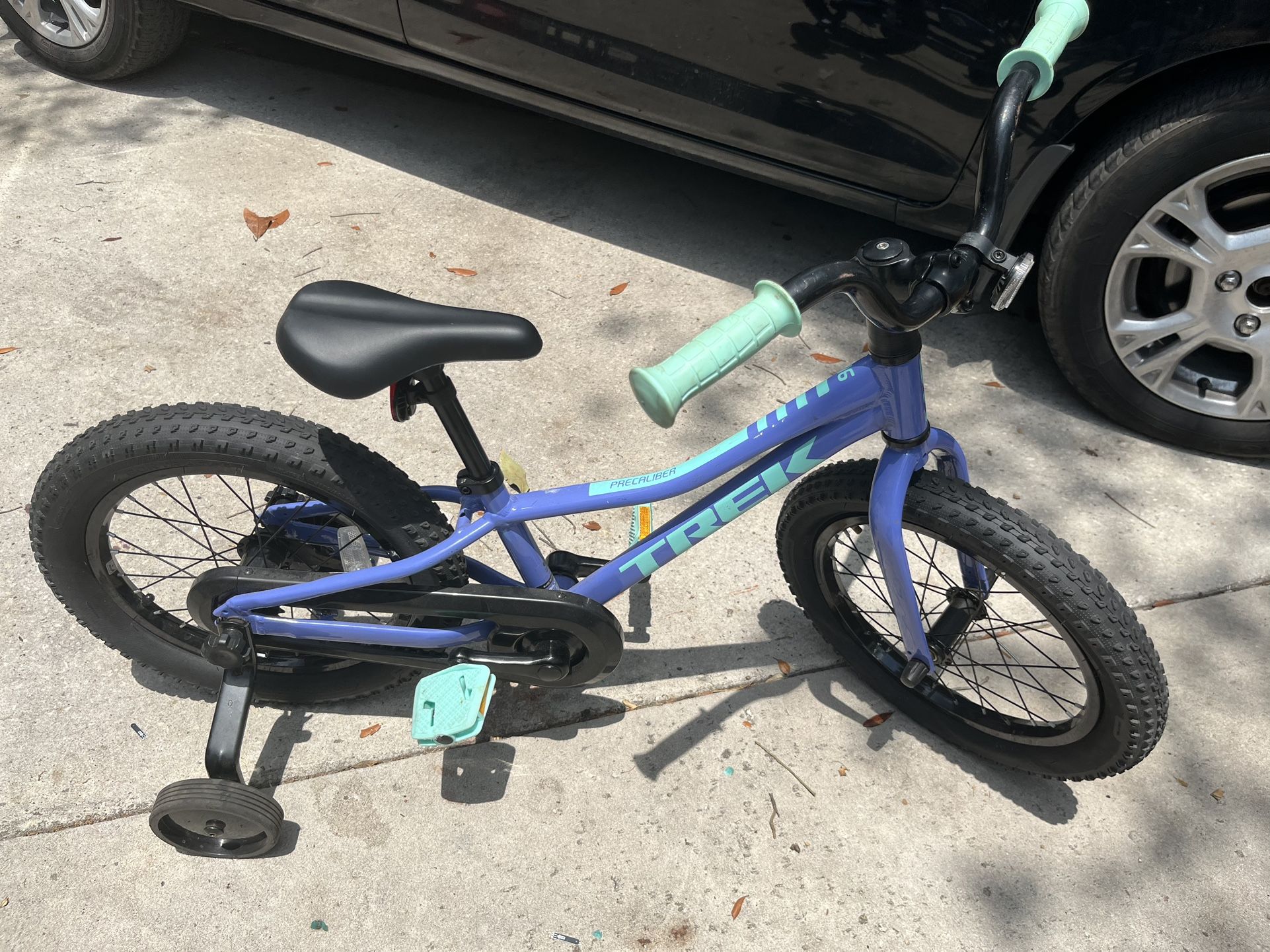 Trek Precaliber 16” Ultra Violet Bike