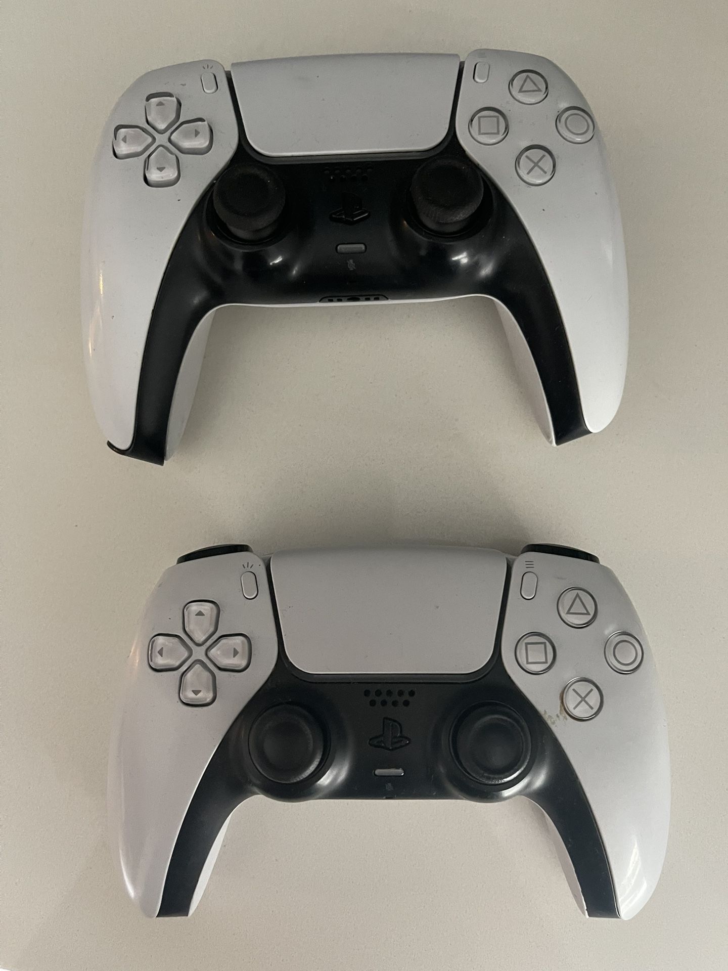 2 Wireless PS5 Controllers