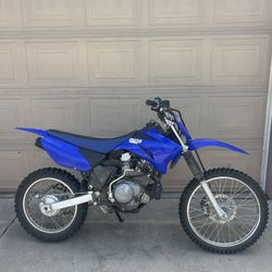 TTR 125 dirtbike 