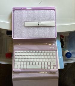 iPad Keyboard And Case