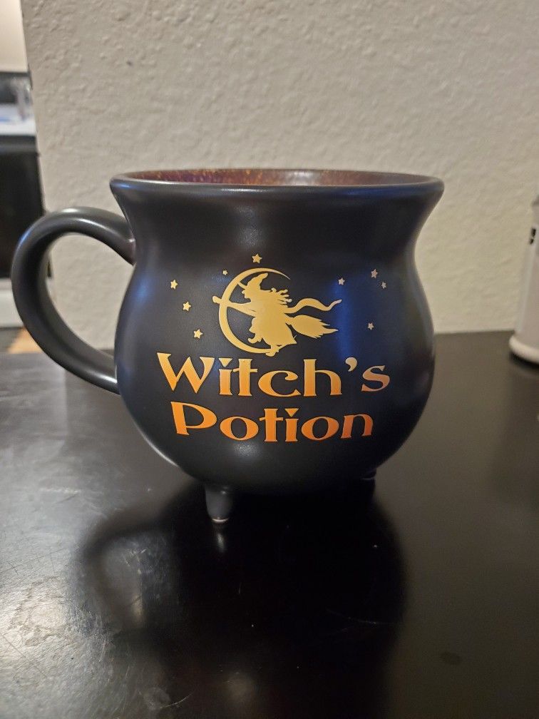 Witch's Potion Cauldron Cup