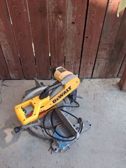 DeWalt Miter Saw
